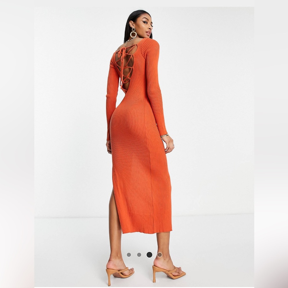 ASOS- Tall maxi dress with lace up back detail in orange - Picture 2 of 5